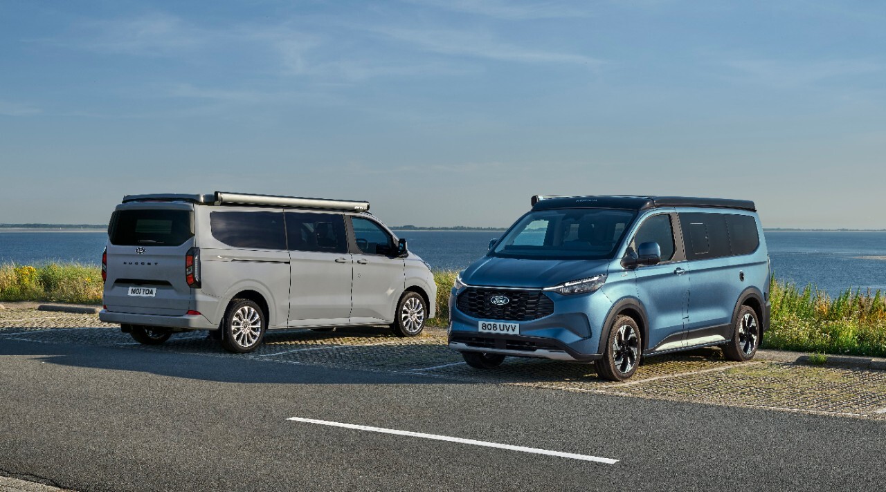 2024 Ford Transit Nugget Active PHEV LWB Titanium range